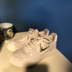 Nike women’s Air Force 1